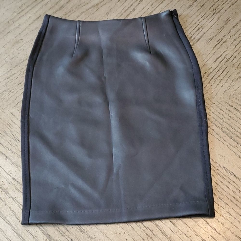 BarIII Black mid length skirt XS